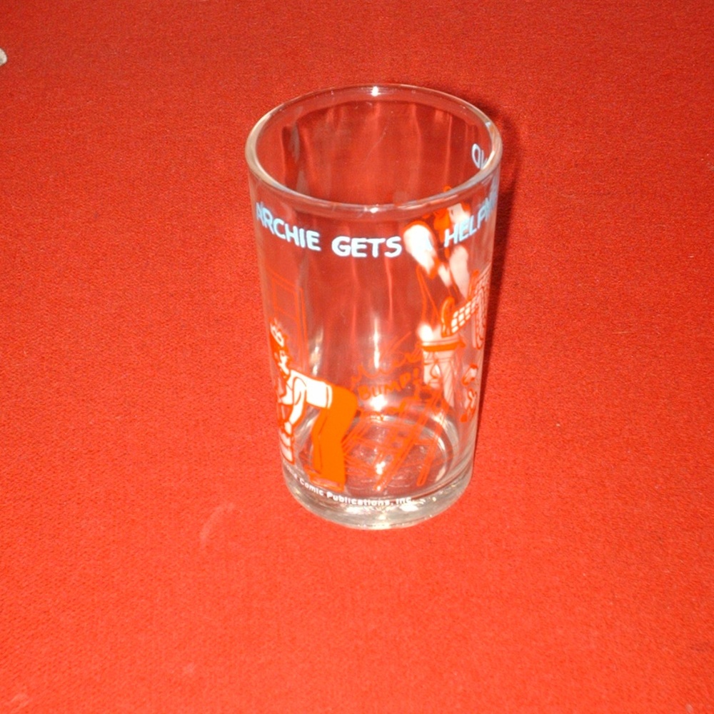 Vintage 1973 Archies comic drinking glass